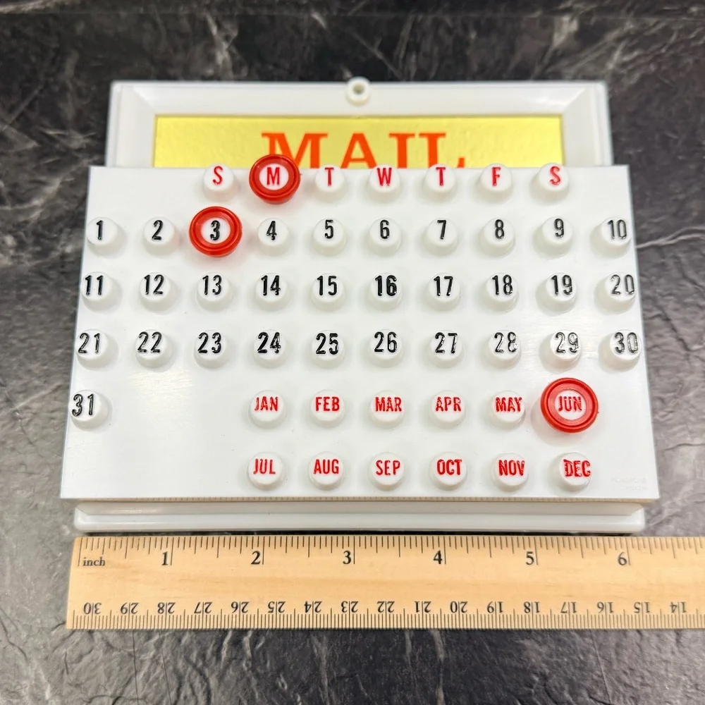 N/A letter holder